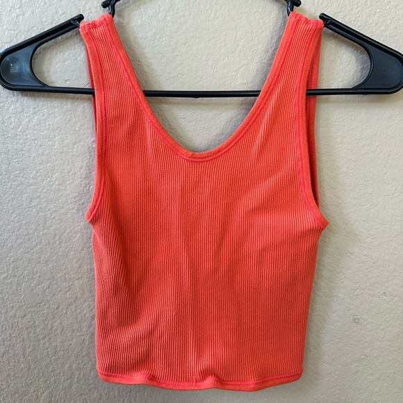 COPY - Urban Outfitters Ribbed Twist Tank Reversible - Picture 4 of 4